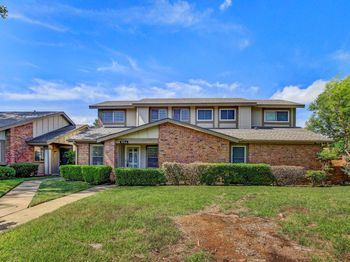 1515 W Braker LN