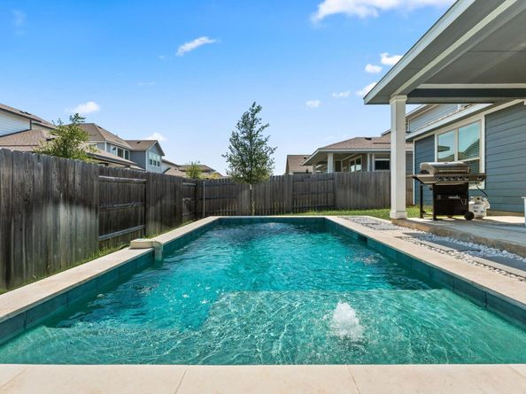 8512 McKamy DR, Austin TX 78744