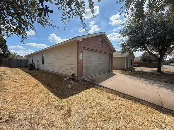 5713 Berryline WAY, Austin TX 78724