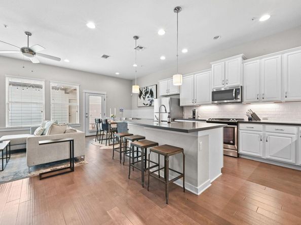 4219 Berkman DR, Austin TX 78723