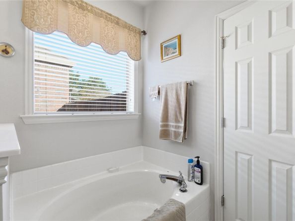2508 Tumbling River DR, Leander TX 78641