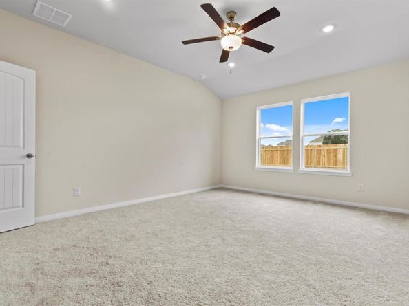 237 Ironshoe TRL, Liberty Hill TX 78642