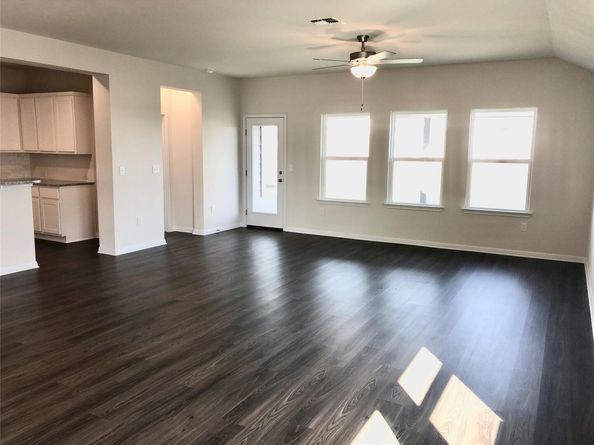 9912 Dalliance LN, Manor TX 78653