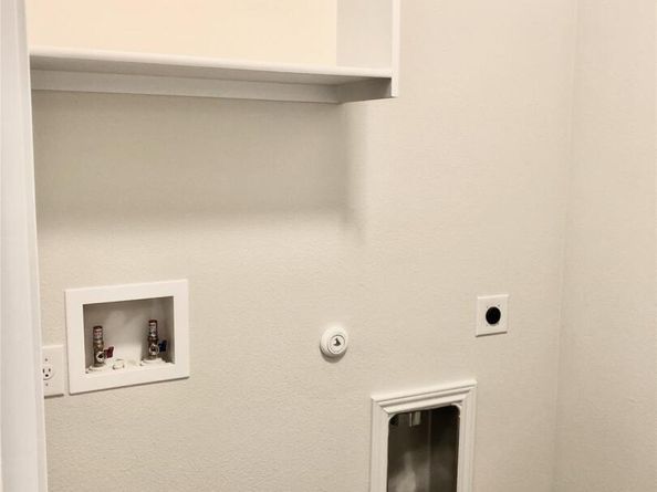 9912 Dalliance LN, Manor TX 78653