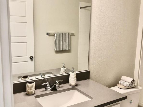 9912 Dalliance LN, Manor TX 78653