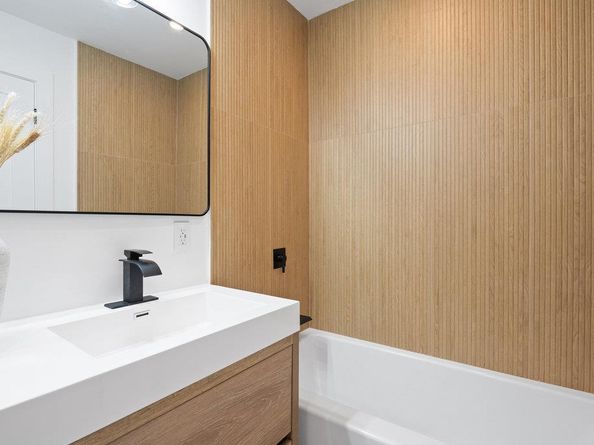 7729 Croftwood DR, Austin TX 78749