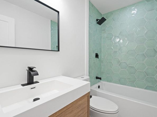 7729 Croftwood DR, Austin TX 78749