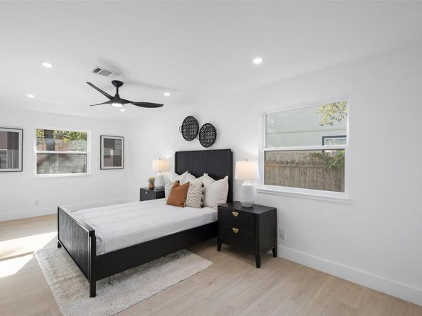 7729 Croftwood DR, Austin TX 78749