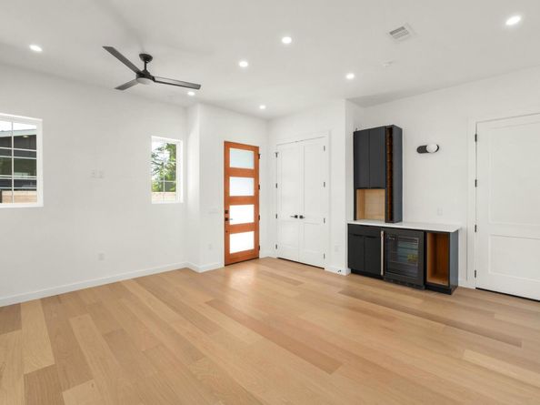 5203 Star Light TER 2, Austin TX 78721
