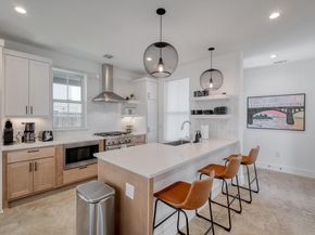 5406 Downs DR 2, Austin TX 78721