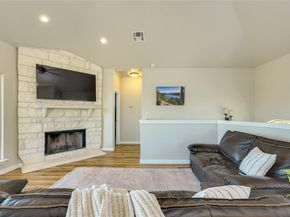 330 Southwind RD, Point Venture TX 78645