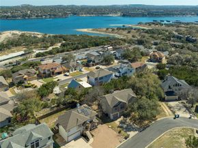 330 Southwind RD, Point Venture TX 78645