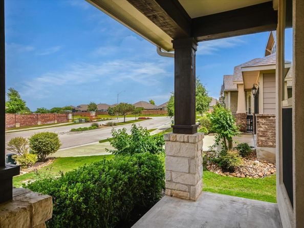 5013 Pearl Crescent LN, Georgetown TX 78626