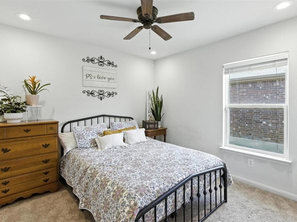 228 Continental Ave, Liberty Hill TX 78642