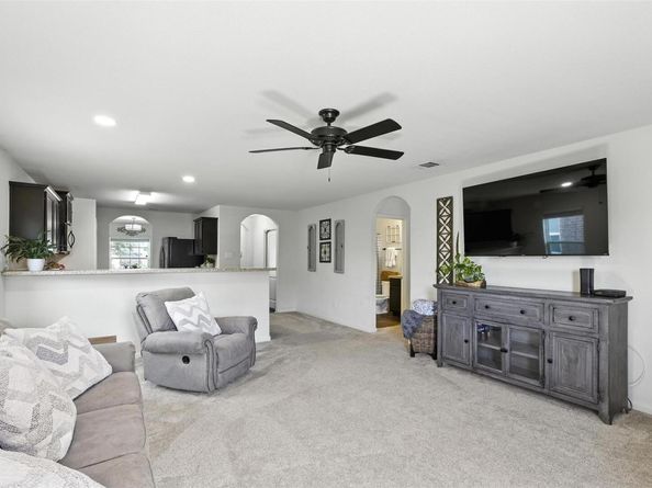 228 Continental Ave, Liberty Hill TX 78642