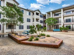 501 W 26th ST 105, Austin TX 78705