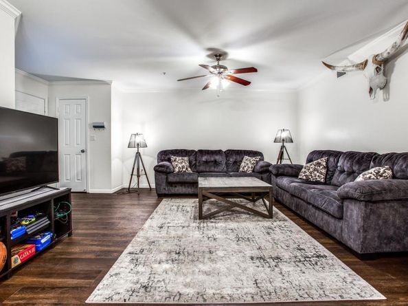 501 W 26th ST 105, Austin TX 78705