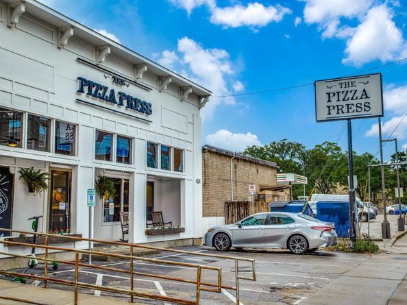 501 W 26th ST 105, Austin TX 78705