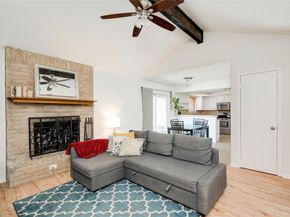 2004 Abbey CIR, Austin TX 78727