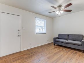 2401 Manor RD 113, Austin TX 78722