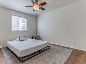 2401 Manor RD 113, Austin TX 78722