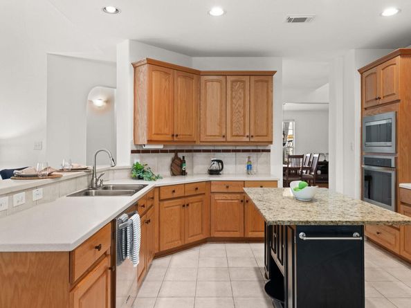 3306 Texana CT, Round Rock TX 78681