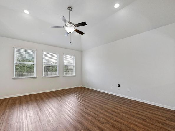 2344 Broken Wagon DR, Leander TX 78641