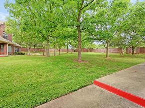5515 Davis LN 32, Austin TX 78749