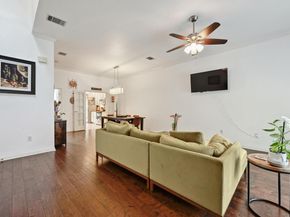 5515 Davis LN 32, Austin TX 78749