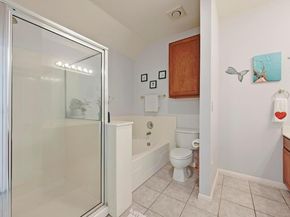 5515 Davis LN 32, Austin TX 78749