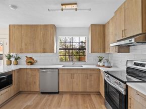 129 Ridgecrest RD, Georgetown TX 78628