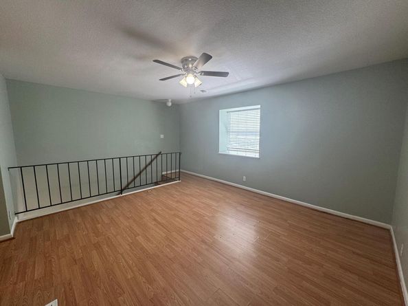2206 Mission Hill CIR 101104, Austin TX 78741