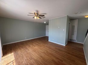 2206 Mission Hill CIR 101104, Austin TX 78741