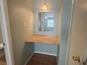 2206 Mission Hill CIR 101104, Austin TX 78741