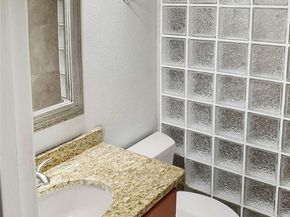 2414 Longview ST 206, Austin TX 78705