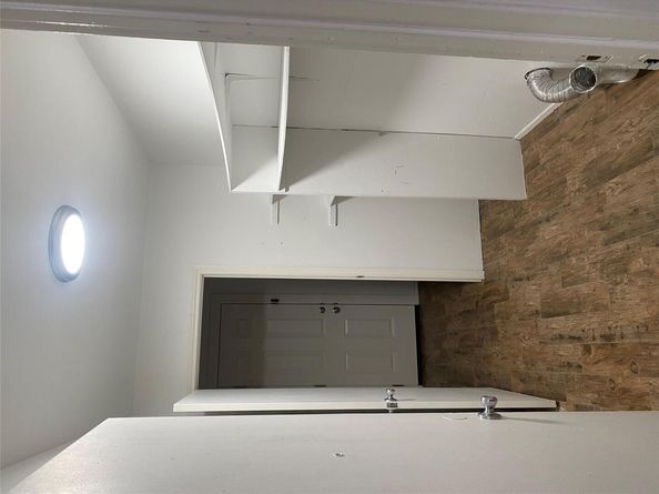 8706 Pineridge DR A, B, Austin TX 78729