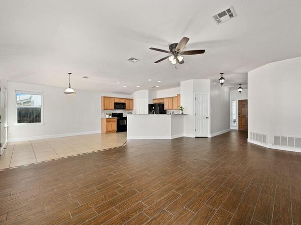 7817 Squirrel Hollow DR, Georgetown TX 78628