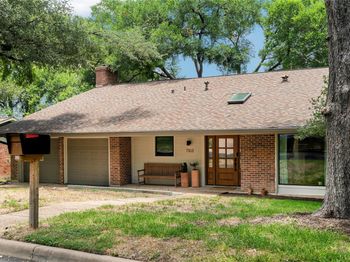 7103 Creighton LN
