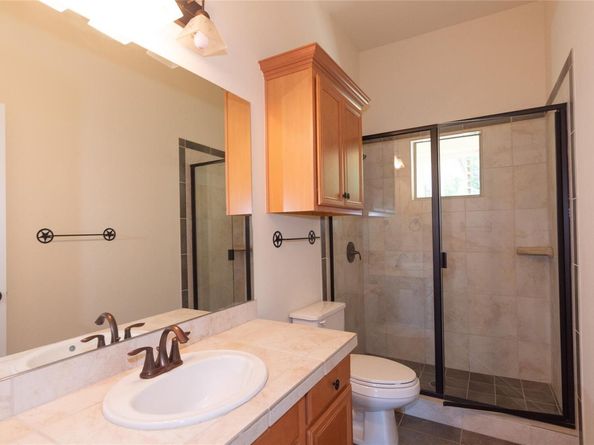 6004 Cimmaron TRL, Lago Vista TX 78645