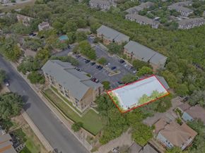 6810 Deatonhill DR 2101, Austin TX 78745