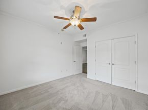 6810 Deatonhill DR 2101, Austin TX 78745