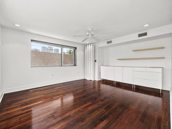 904 West Ave 201, Austin TX 78701