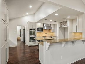 7202 Running Rope CIR, Austin TX 78731