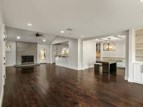 7202 Running Rope CIR, Austin TX 78731