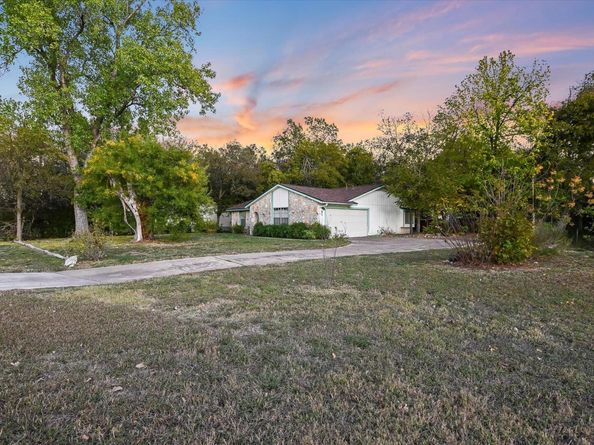 600 County Glen ST, Leander TX 78641