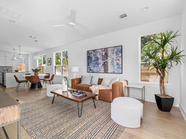 2105 SL Davis Ave 1, Austin TX 78702