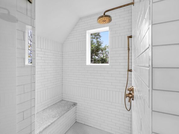 2105 SL Davis Ave 1, Austin TX 78702