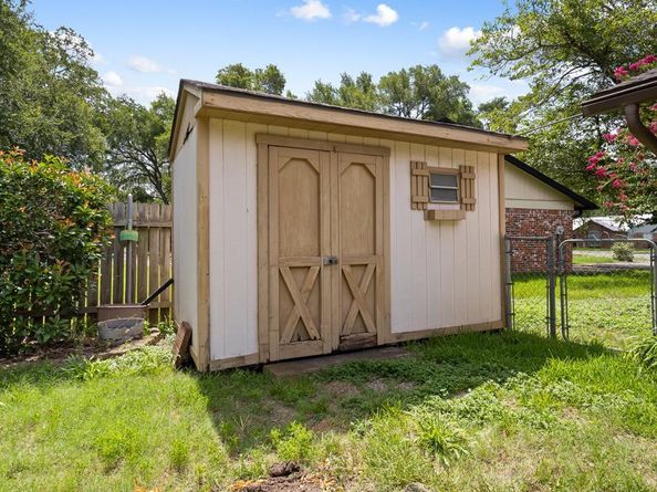 5706 Cherry Creek DR, Austin TX 78745