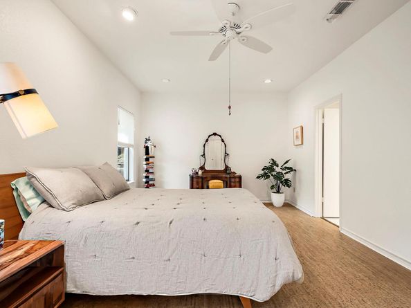 8200 Neely DR 119, Austin TX 78759