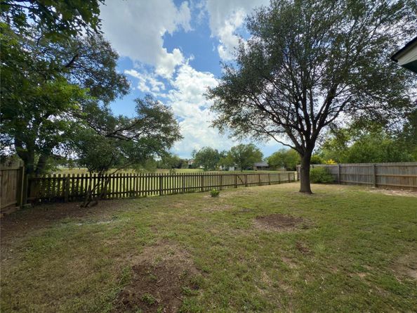 818 Russet Valley DR, Cedar Park TX 78613